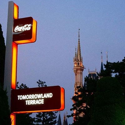 トゥモローランド・テラスってどんなお店？