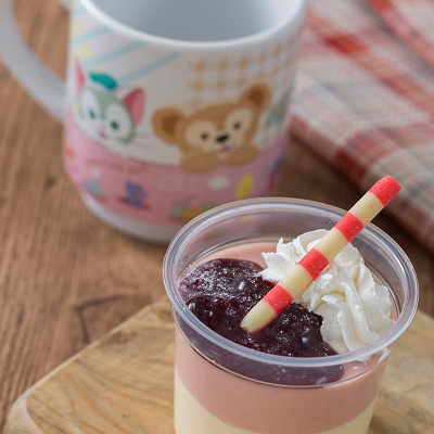 ホワイトチョコ＆ストロベリームース