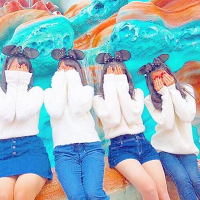 白ニット×デニムコーデ