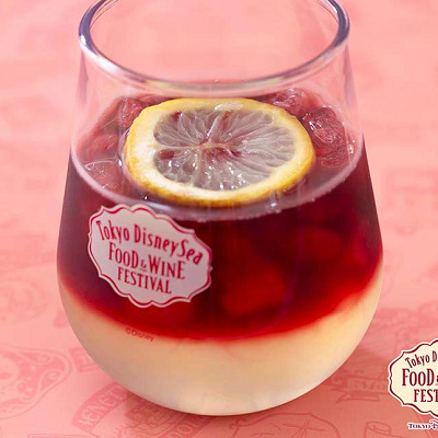 ワインカクテル（赤ワイン＆レモネード）