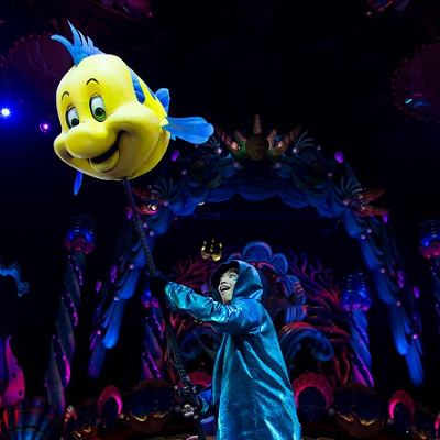 パペットに命を吹き込み、リトルマーメイドの美しい世界を創りあげるお仕事です。