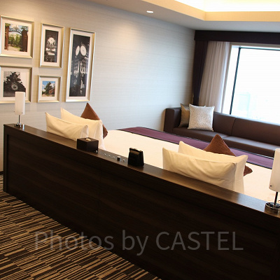 ダブルベッド2台