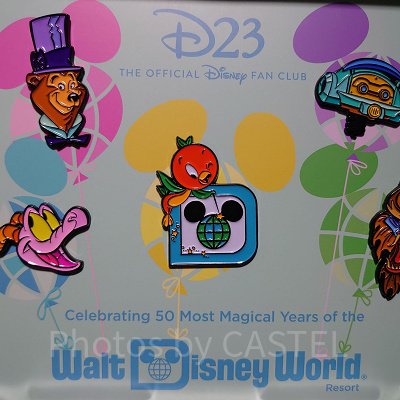 2021年の「D23」のコレクターキットのピンバッジ