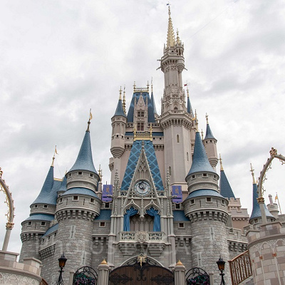 2枚目（マジックキングダムにて撮影・フロリダ）