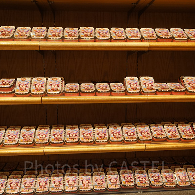 37周年デザインの記念グッズ（お菓子）