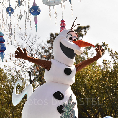 キュートで、お調子者で、憎めない雪だるま。