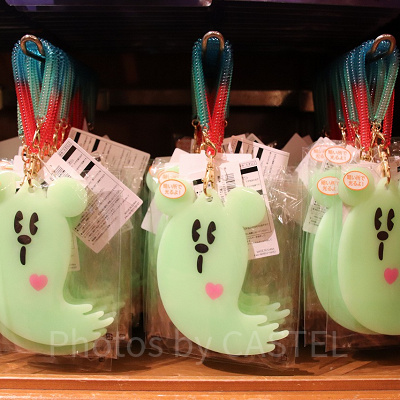 さりげないハートがかわいいパスケース