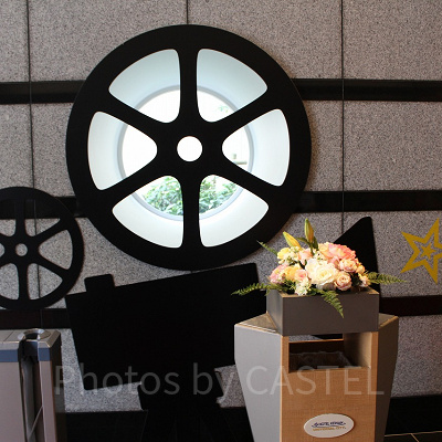 ゲストの物語の始まりを告げるフィルムカメラ