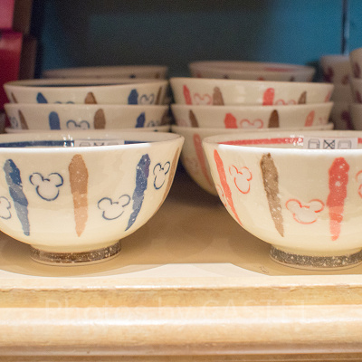 ミッキーとミニーのペアのお茶碗