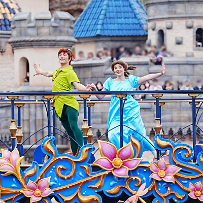 作品ごとに短時間のショーを披露（“ファンタジースプリングス”スペシャルグリーティング）