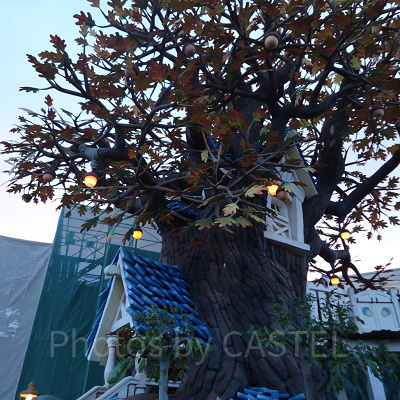 昔は設置されていたすべり台