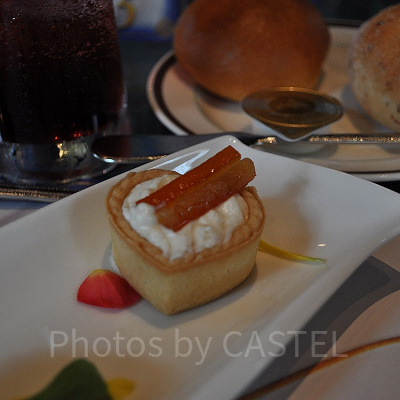 サンジとゲストの愛の共同作業で生まれたタルト／サンジの海賊レストラン