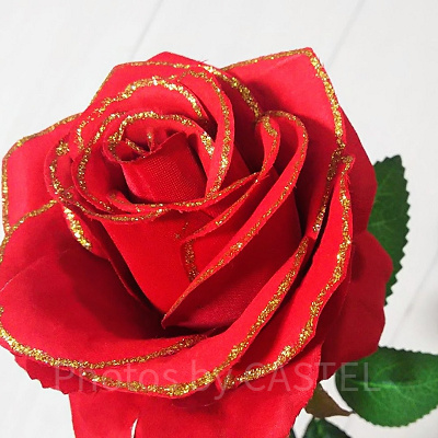 バラ(造花)の加工後