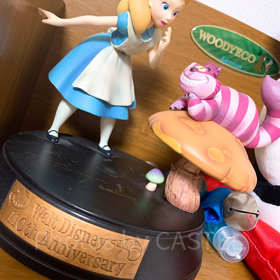 アリスのフィギュア