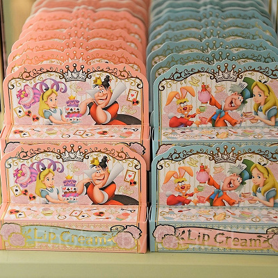 不思議の国のアリス リップクリーム