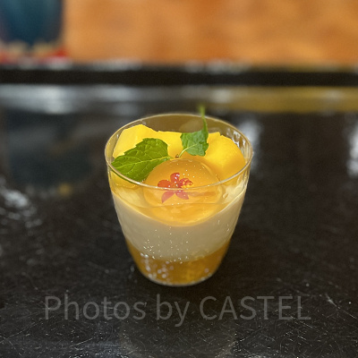 琥珀とマンゴーの豆花