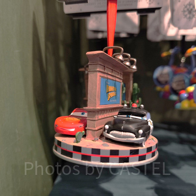 アナハイムディズニーオーナメント：マックイーン＆シェリフ in ラジエータースプリングス