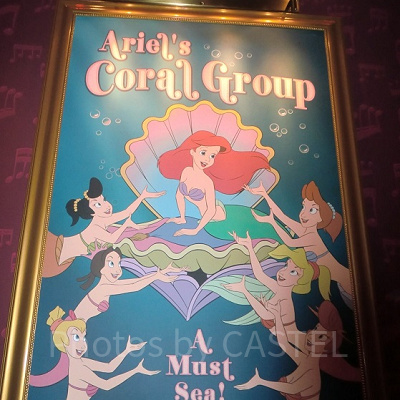 ミッキーのフィルハーマジックの中にあるアリエルのポスター