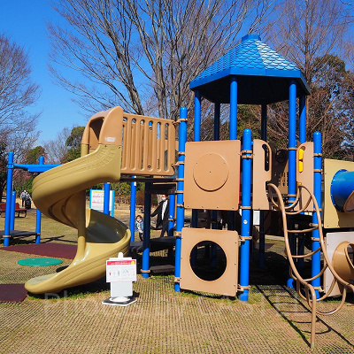 小さなお子様も楽しめるアスレチック