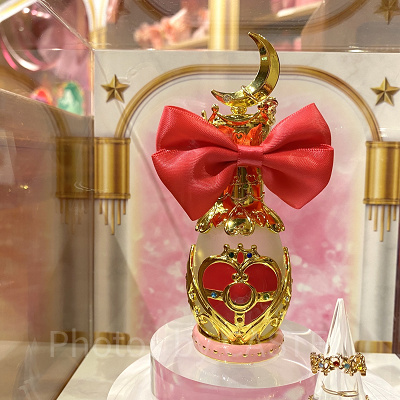USJ 美少女戦士セーラームーン アトマイザーボトル 香水瓶 リボン付きアトマイザーボトル（USJ×セーラームーングッズ