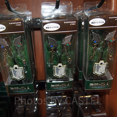 進撃の巨人イヤホン