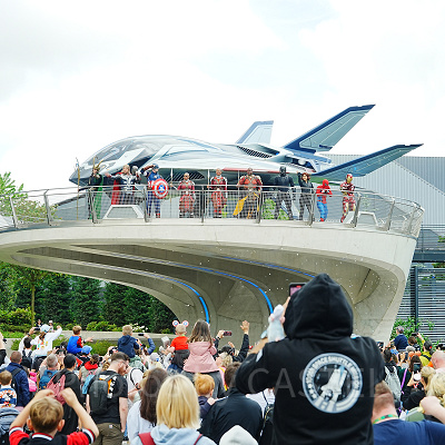 アベンジャーズキャンパスのショー「Heroic Welcome」