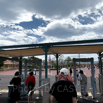 手荷物検査の様子