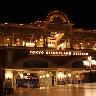 ディズニーランドステーション下から手荷物検査は行われる