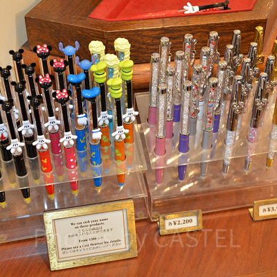 名前を入れられるボールペン