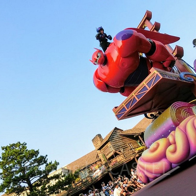 パワードスーツを着たベイマックス