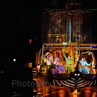 ゴンドリエスナック前から見たビリーヴ