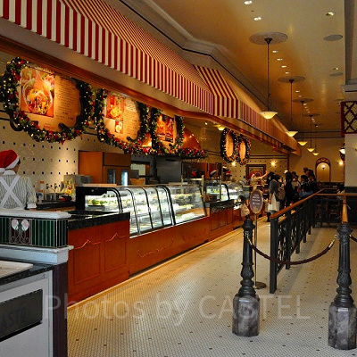 ビバリーヒルズブランジェリー店内／USJ