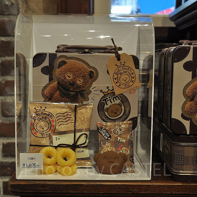 BOB's FAVORITE BEARシリーズのアソートスイーツ／トランク型パッケージ