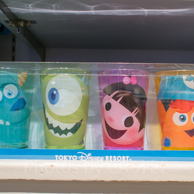 グッズでも元気いっぱいのブー