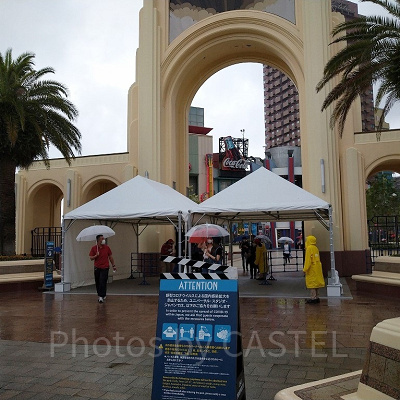 USJの体温測定を知らせるブース