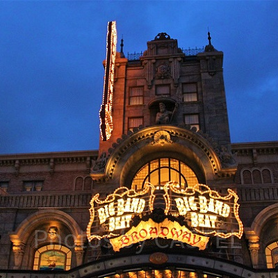 ブロードウェイ・ミュージックシアターのグリーティング