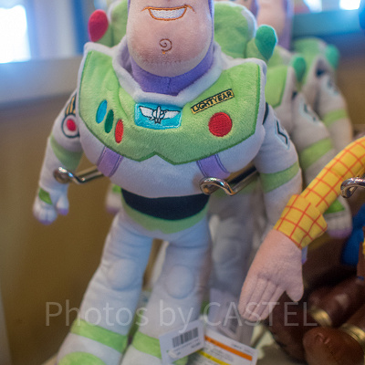 バズ・ライトイヤーぬいぐるみ