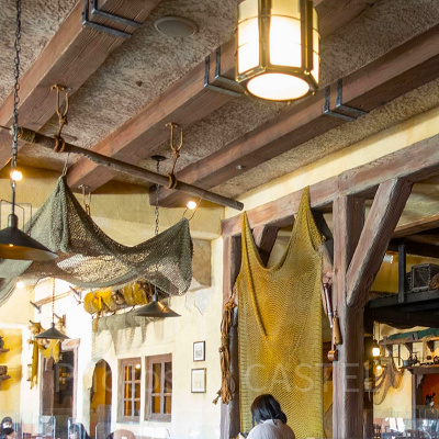 カフェ・ポルトフィーノ：内装