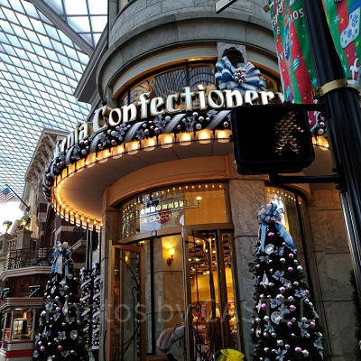 カリフォルニアコンフェクショナリーのクリスマスツリー（2020年）