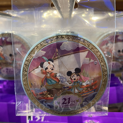 缶バッジ ディズニーシー21周年グッズ