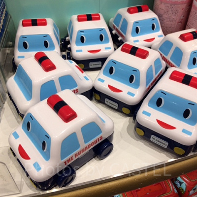 走らせて遊べるケース菓子