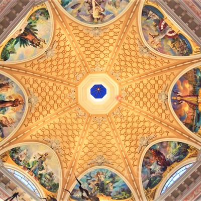 ミラコスタ館内天井