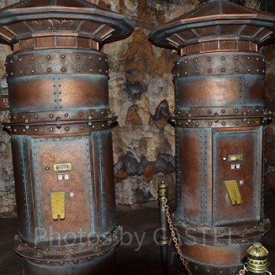 センター・オブ・ジ・アースのファストパス発券機