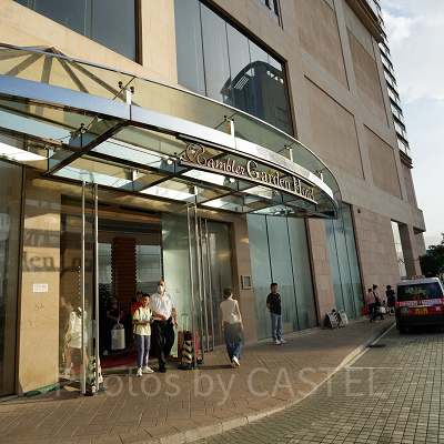 香港ディズニー周辺格安ホテル：ランブラーガーデンホテル前