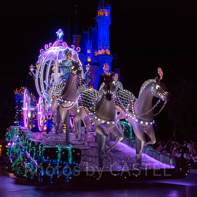 シンデレラのかぼちゃ馬車フロート