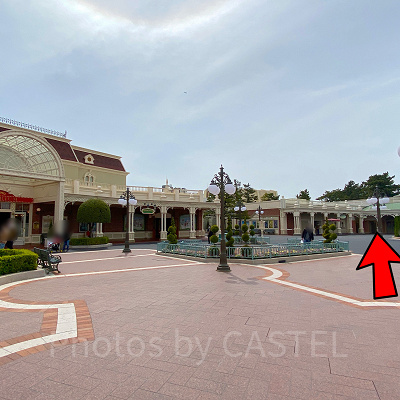 宅配センター横のコインロッカー（パーク内）