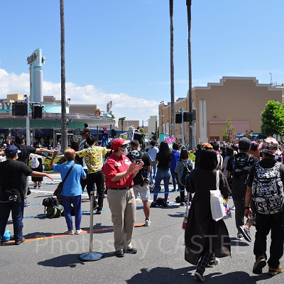 モンスターデダンスの混雑状況