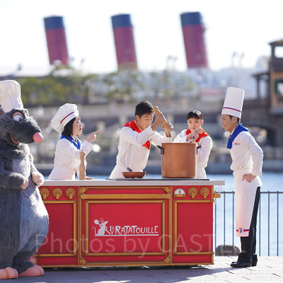 みんなで力を合わせて調理