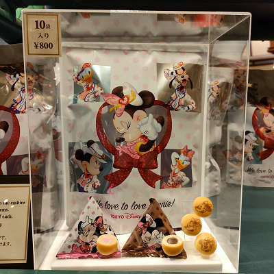 ミニー・べスティーズ・バッシュ！グッズ：【お菓子】クリームフィルド・ビスケット