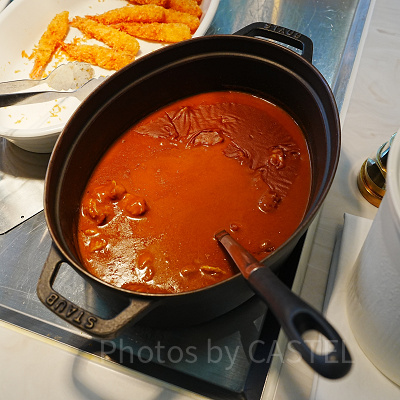 クリスタルパレス・レストランチキンカレー甘口